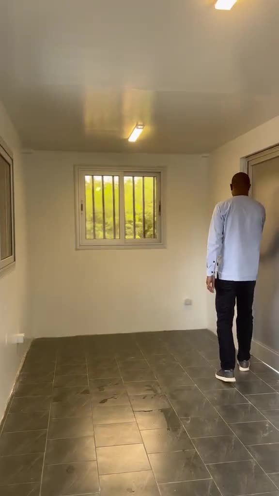 Visite client d’un conteneur aménagé terminé